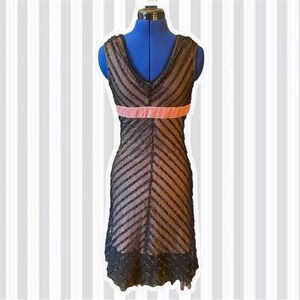 Alexia Admor Black and Pink Dress